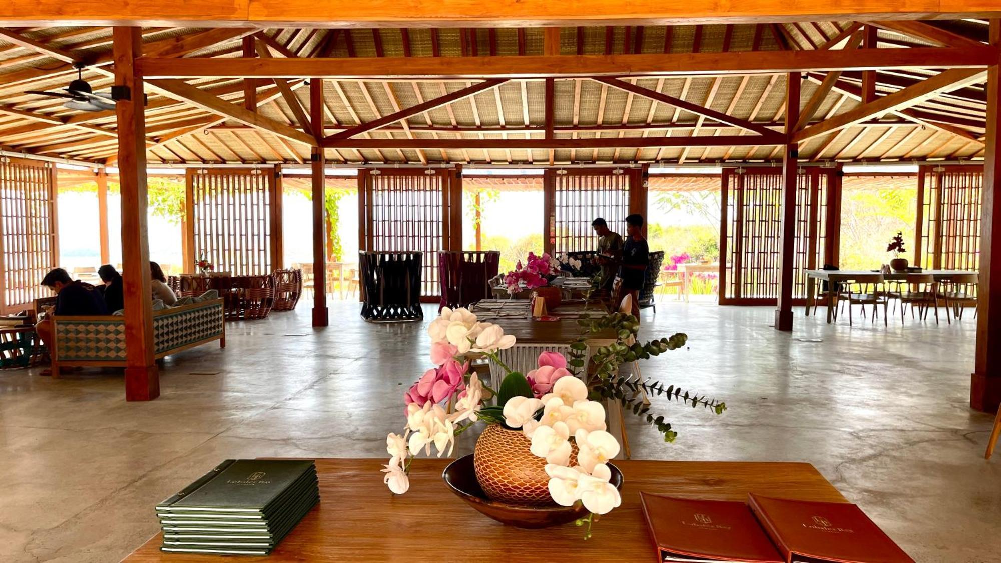 Lobster Bay Lombok Hotel Awang Exterior photo
