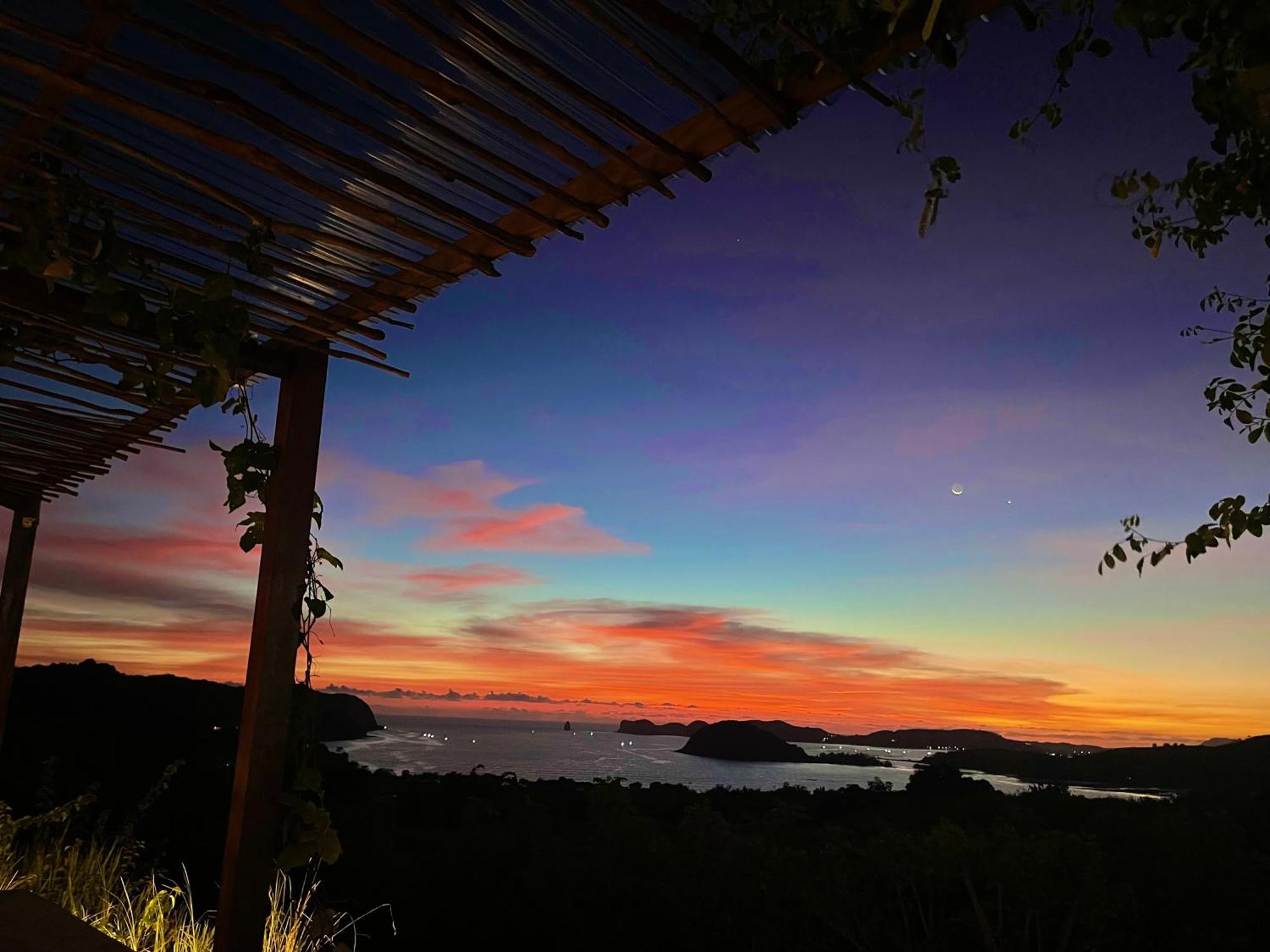Lobster Bay Lombok Hotel Awang Exterior photo