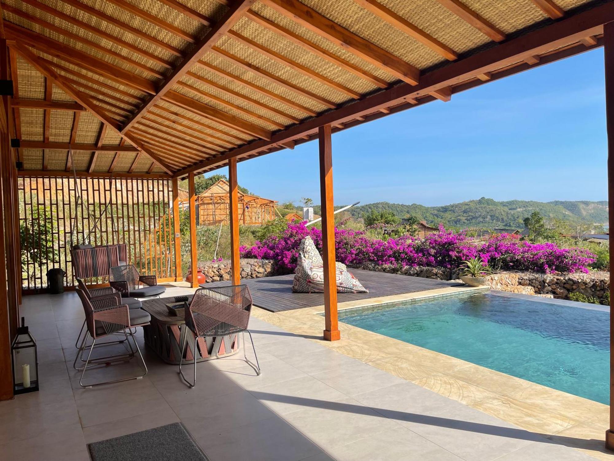 Lobster Bay Lombok Hotel Awang Exterior photo