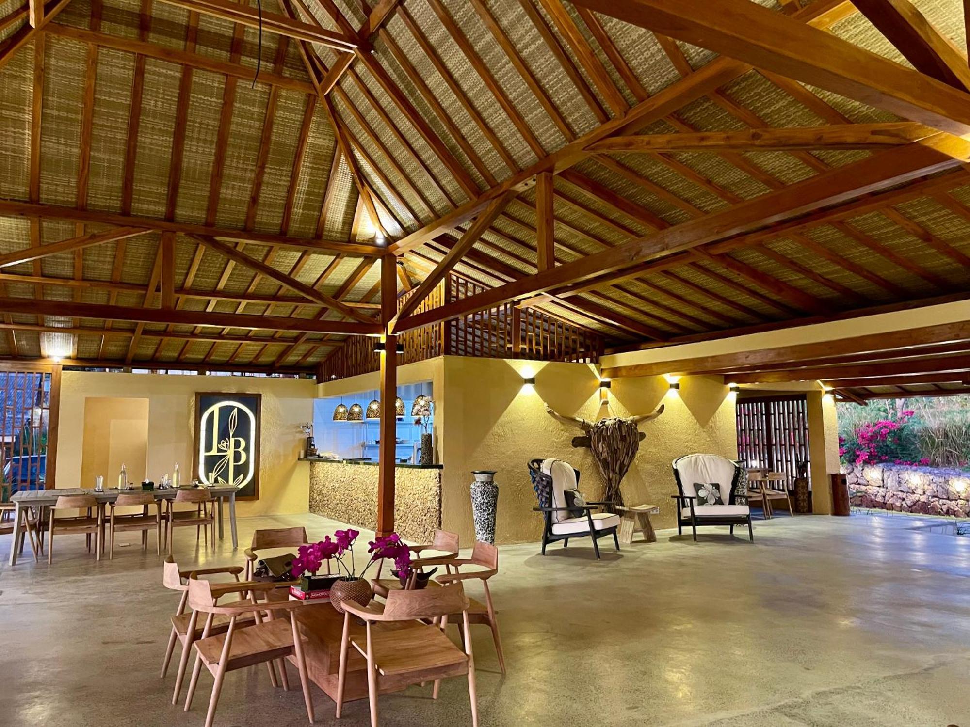 Lobster Bay Lombok Hotel Awang Exterior photo